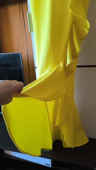 Vestido amarillo tiranta volantes S