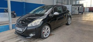 Peugeot 208 2012
