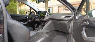 Peugeot 208 2012