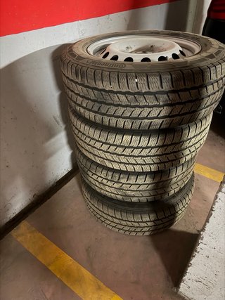 Neumático Continental 205/65 R16C Mercedes Vito
