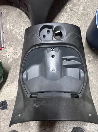 Guantera Piaggio Zip SP