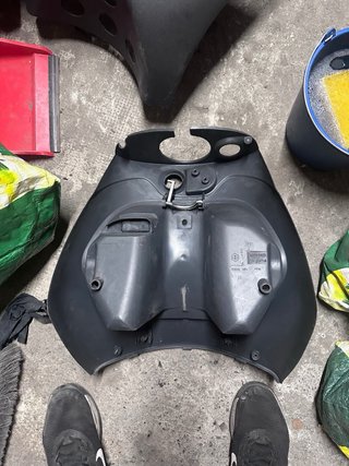 Guantera Piaggio Zip SP