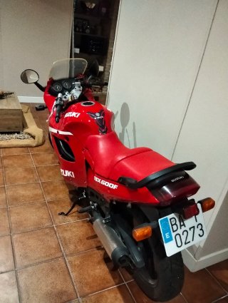 Suzuki SACS Sportbike Roja