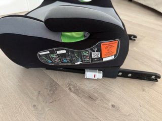 Alzador coche Isofix Lionelo