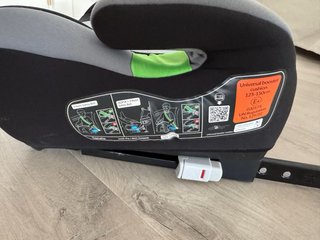 Alzador coche Isofix Lionelo