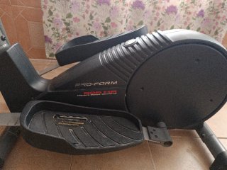Máquina Elíptica Pro-Form 595 HR