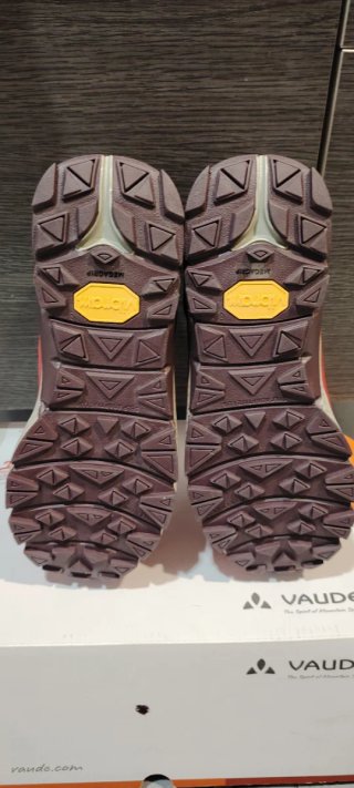 Zapatillas Vaude impermeables T 39 Nuevas