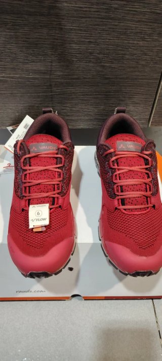 Zapatillas Vaude impermeables T 39 Nuevas