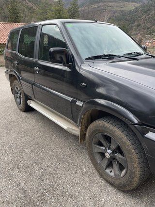 Nissan Terrano II 2004
