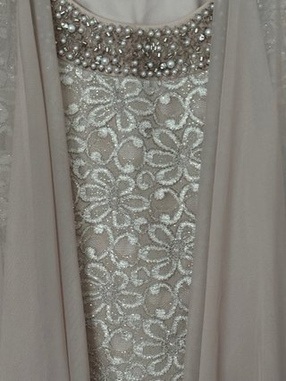 Conjunto de fiesta 3 piezas beige y oro