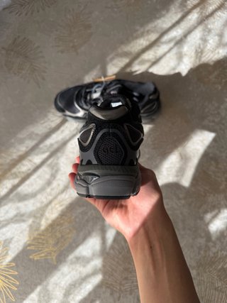 Zapatillas Asics Gel NYC Negras y Grises
