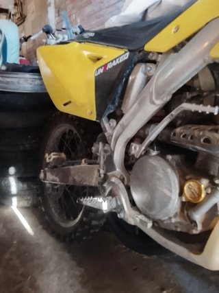 Suzuki rmz 250cc del 2010 pasada a 290cc