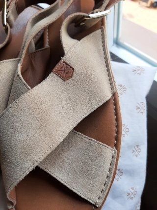 Sandalias Popa Beige Cuña.