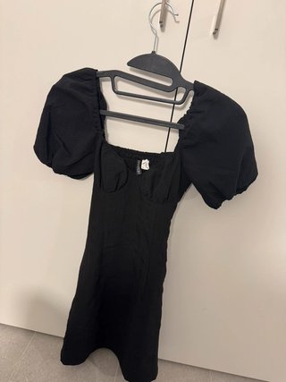 Abito donna nero H&amp;M Divided con maniche a sbuffo taglia XXS