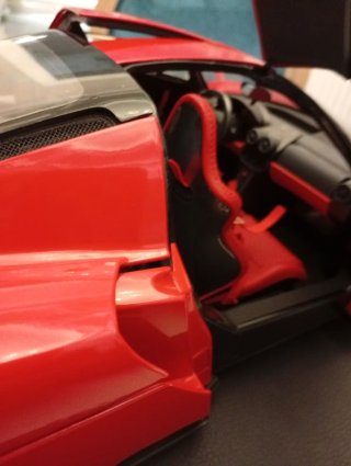 Maqueta Ferrari Enzo 1/10 Planeta DeAgostini
