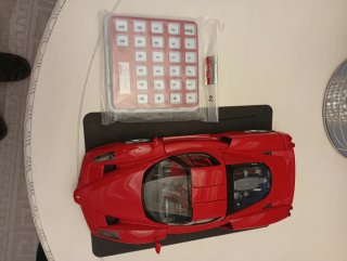 Maqueta Ferrari Enzo 1/10 Planeta DeAgostini