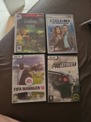 Lote 4 Juegos PC: FIFA Manager 10, CSI: NY, Dawn o
