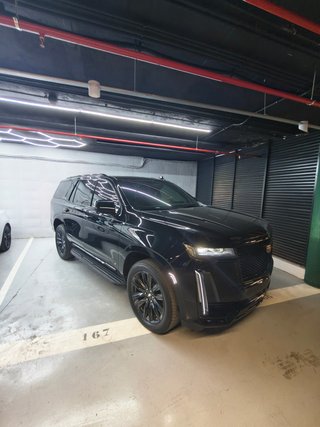 Cadillac Escalade Sport Platinum AWD 6.2 V8 Escalade Sport Platinum AWD 6.2 V8