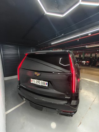 Cadillac Escalade Sport Platinum AWD 6.2 V8 Escalade Sport Platinum AWD 6.2 V8