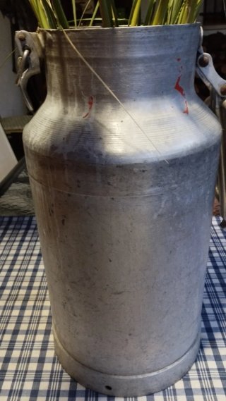 Lecheras de aluminio grandes