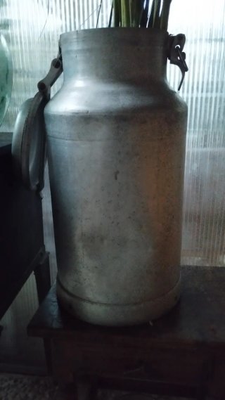 Lecheras de aluminio grandes