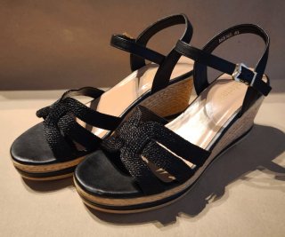 Sandalias cuña negras verano Talla 40