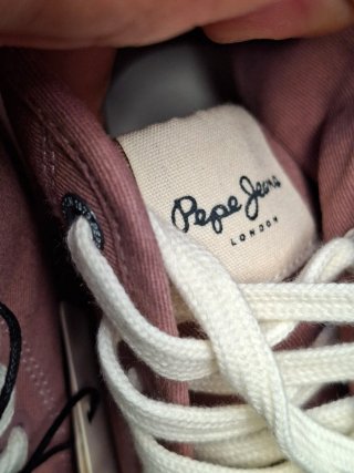 Zapatillas altas rosas y blancas