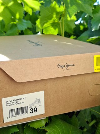 Zapatillas altas rosas y blancas