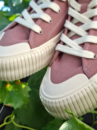 Zapatillas altas rosas y blancas