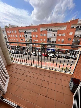 Piso en alquiler en Montequinto en Dos Hermanas