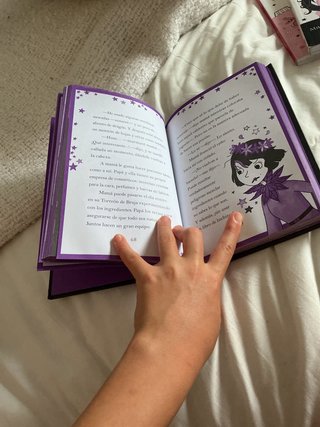 Libro infantil Isadora Moon Mirabella original