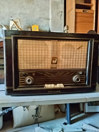 Radio Philips Antigua