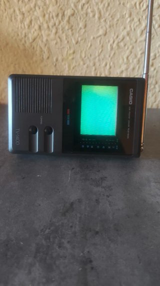 Casio TV-1400 Televisor Portátil LCD Color Vintage
