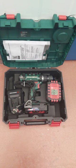 Taladro Parkside 20V con escobillas