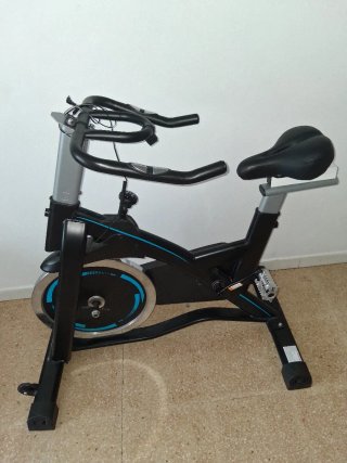 Bicicleta Estática Spinning Negra