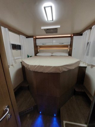 Autocaravana  2021 Cama Isla garaje XXL