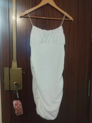 Vestido Zara Rojo Satinado Fruncido