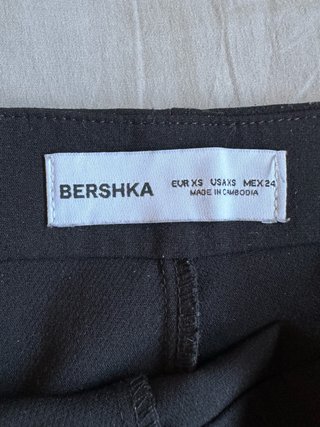 Falda pantalón Bershka negra Talla XS