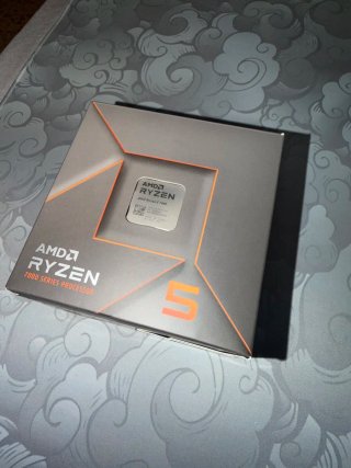 Processore AMD Ryzen 5 7600 + Dissipatore