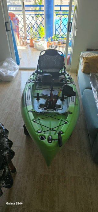 Kayak modular con pedales individual