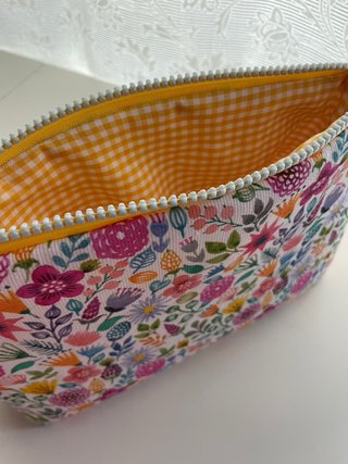 Neceser estampado floral