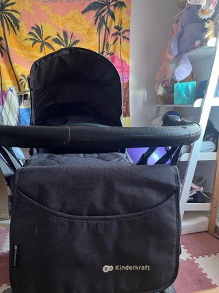 Carro Kinderkraft con capazo