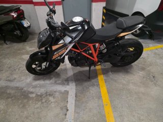 KTM 1290 Super Duke R Negra/Naranja