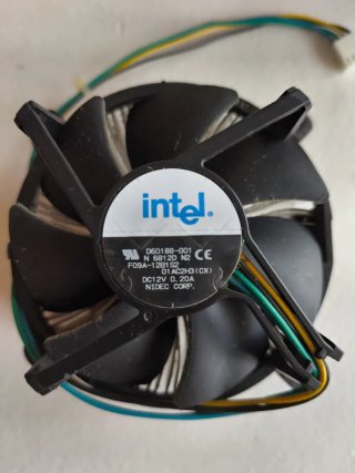 Ventiladores PC Foxconn e Intel