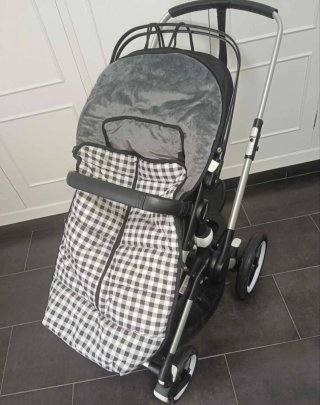 Bugaboo Fox 2 Saco y Capazo Rosa