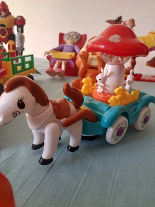 30 EUROS, LOS 2 LOTES DE JUGUETES DE MI PERFIL!!