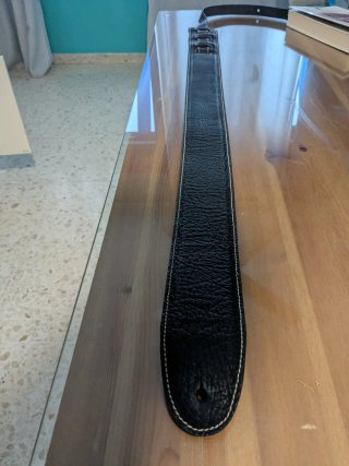 Correa de cuero para guitarra