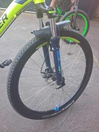 Bicicleta Rockrider 29 Neón