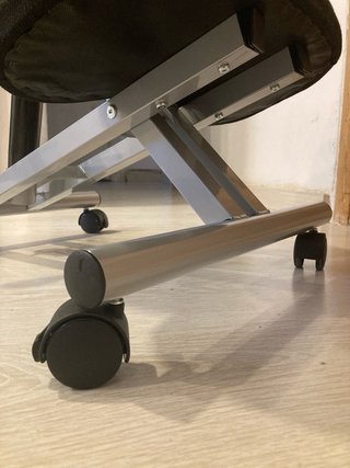 Silla Ergonómica de Estudio Negra y Gris