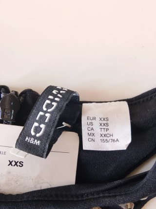 Top H&M Negro Brillante XXS